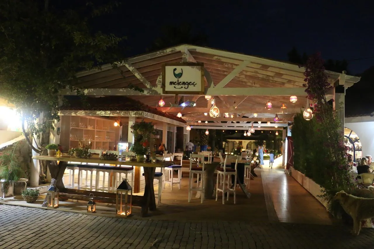 No 111 Boutique Hotel Гёльтюрбюку