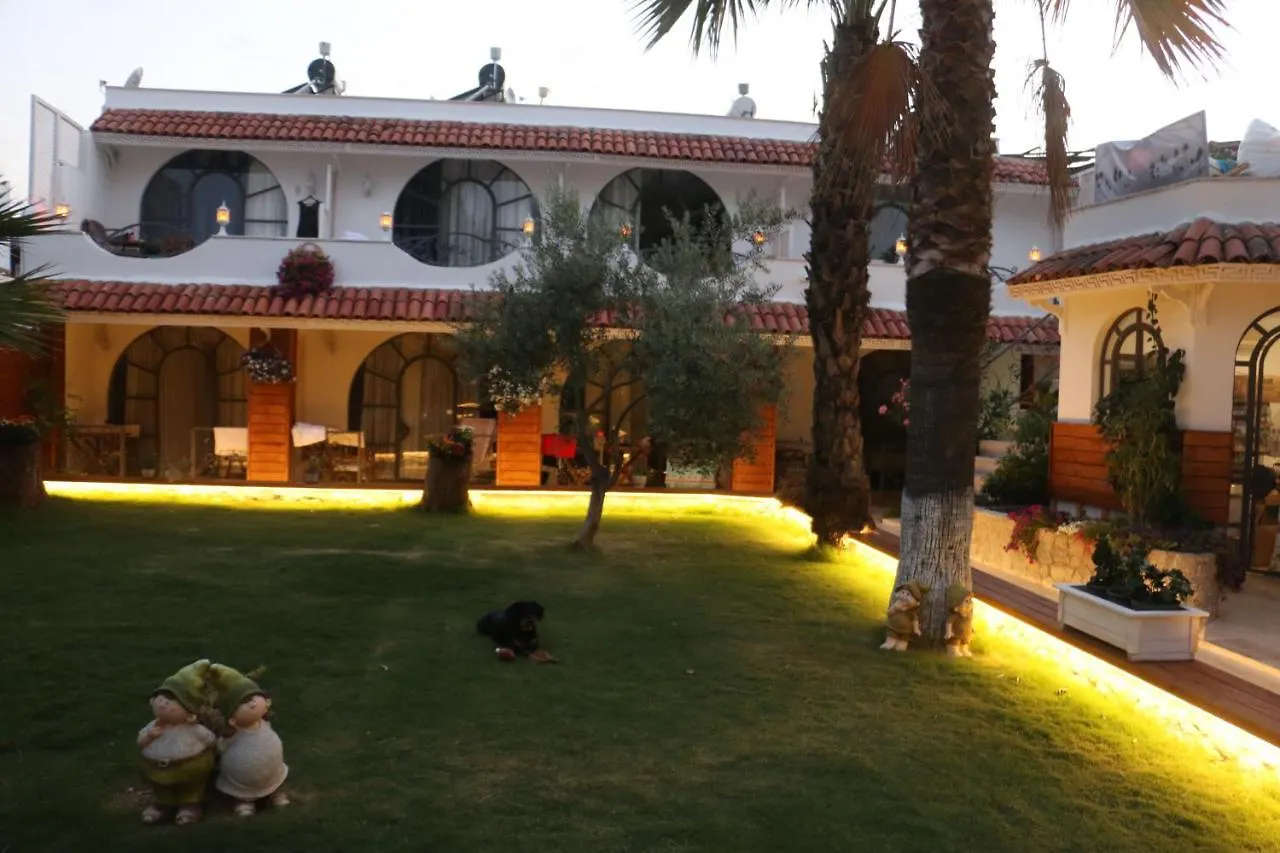 No 111 Boutique Hotel Гёльтюрбюку